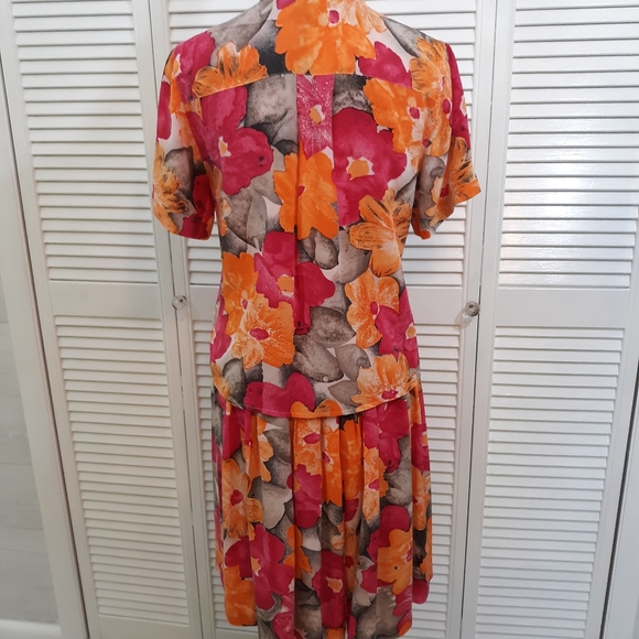 Jones NY vintage floral silk short set sz 4 8 *V - Picture 8 of 8